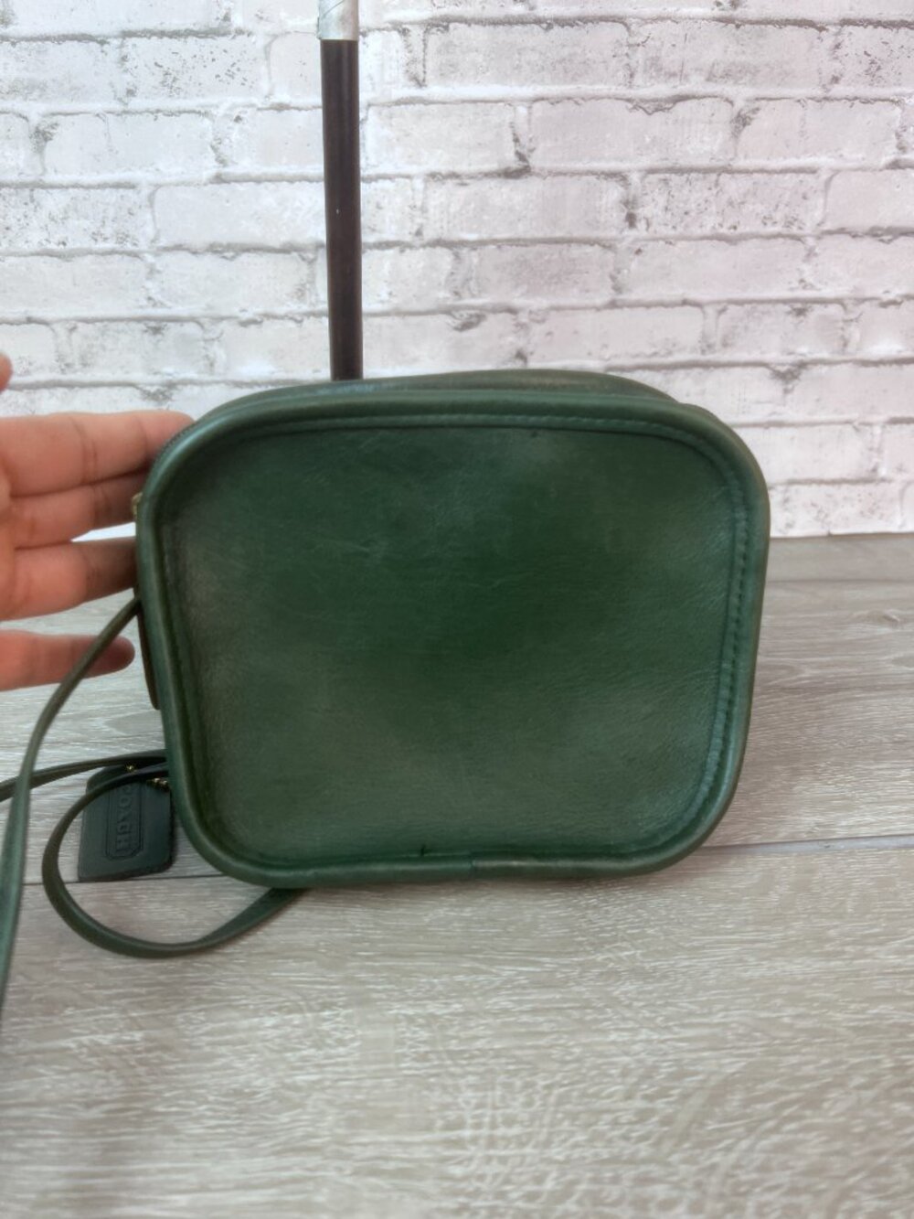Rare Bottle Green Coach 9935 Vintage Hadley Green Leather Crossbody Bag - Picture 3 of 6